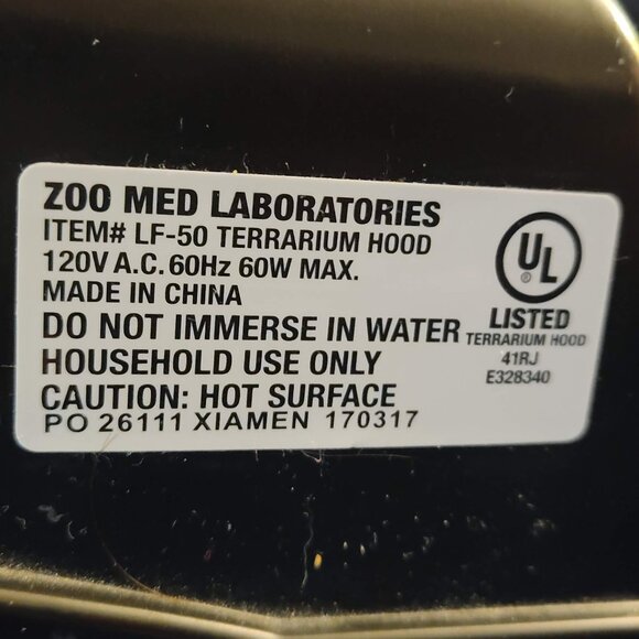ZOO MED NATURALISTIC TERRARIUM HOOD - 12 IN - LF-50 - Picture 8 of 8